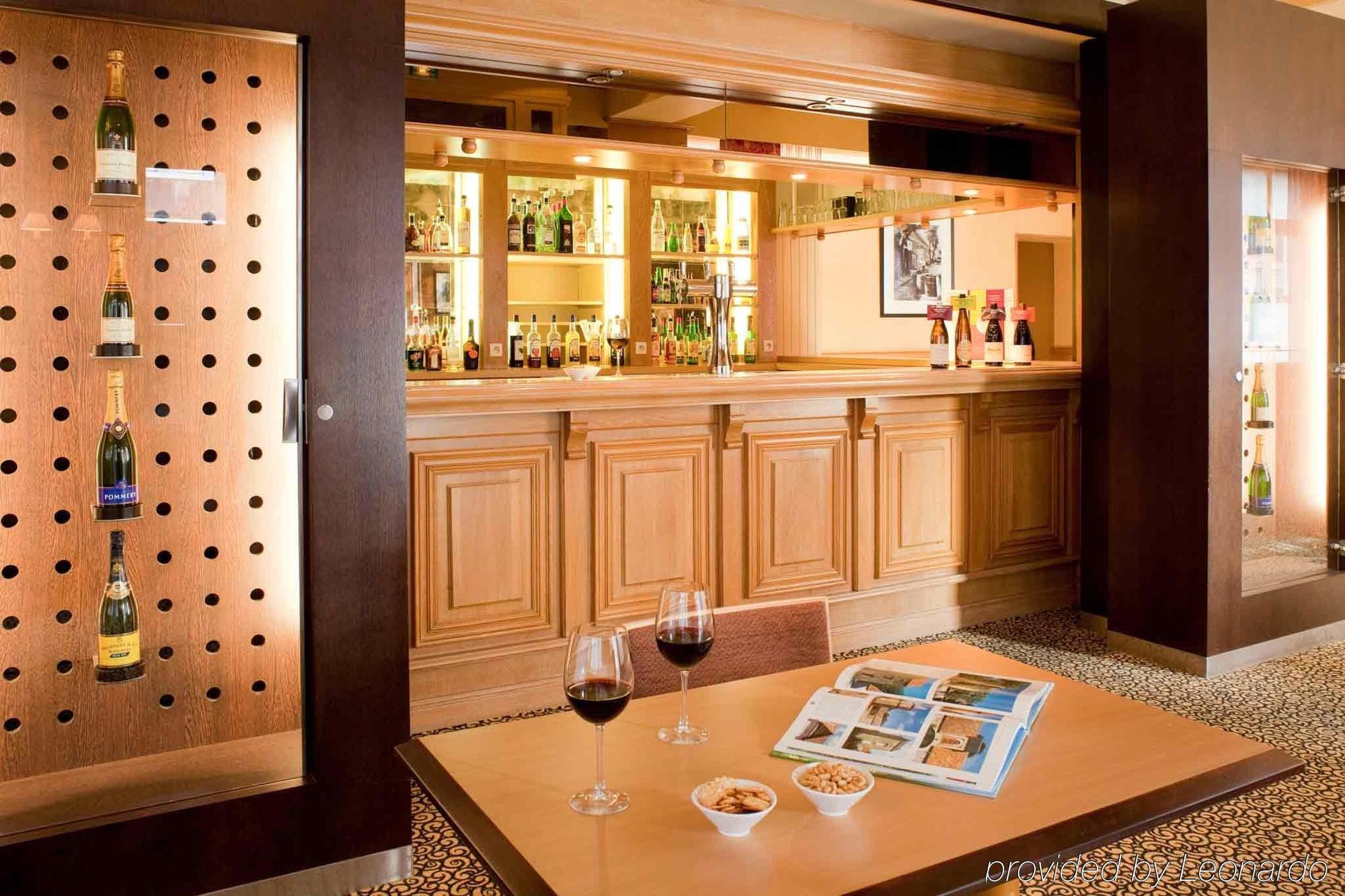 Mercure Calais Centre Restaurant foto